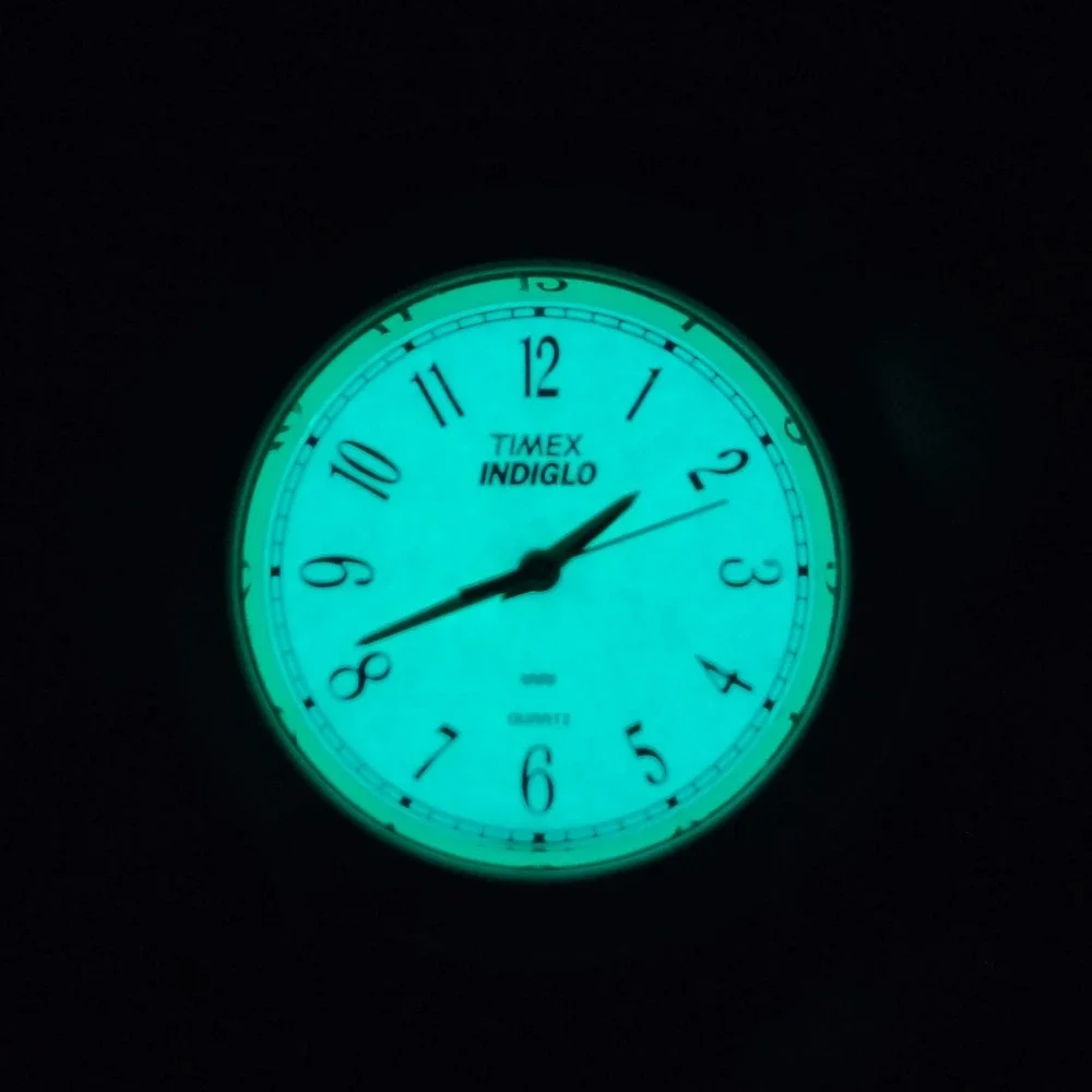 Vintage 1992‎ Timex Indiglo 33mm Women's Quartz Watch Genuine Leather Band